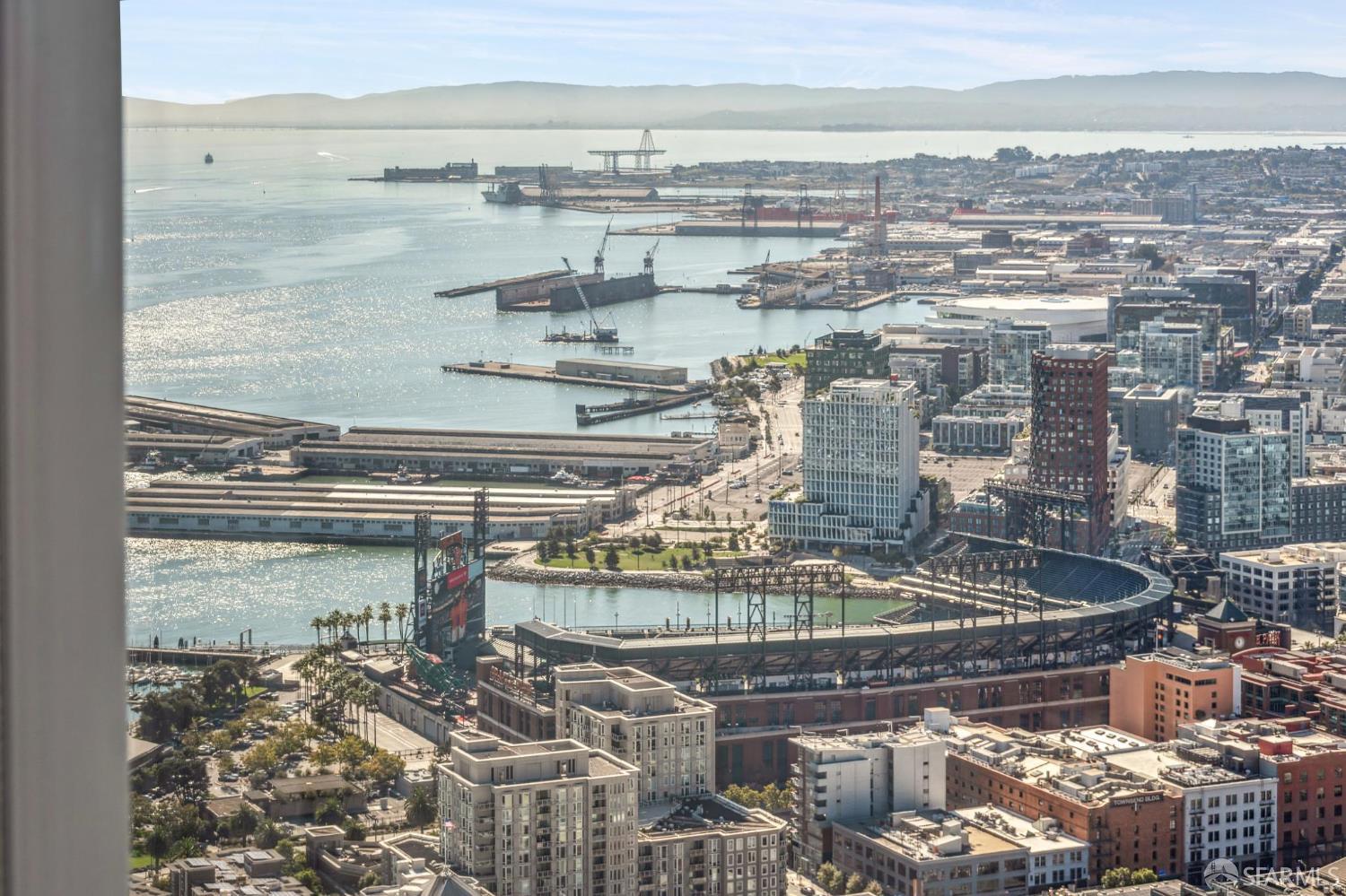 Detail Gallery Image 7 of 56 For 425 1st St #5404,  San Francisco,  CA 94105 - 2 Beds | 2 Baths