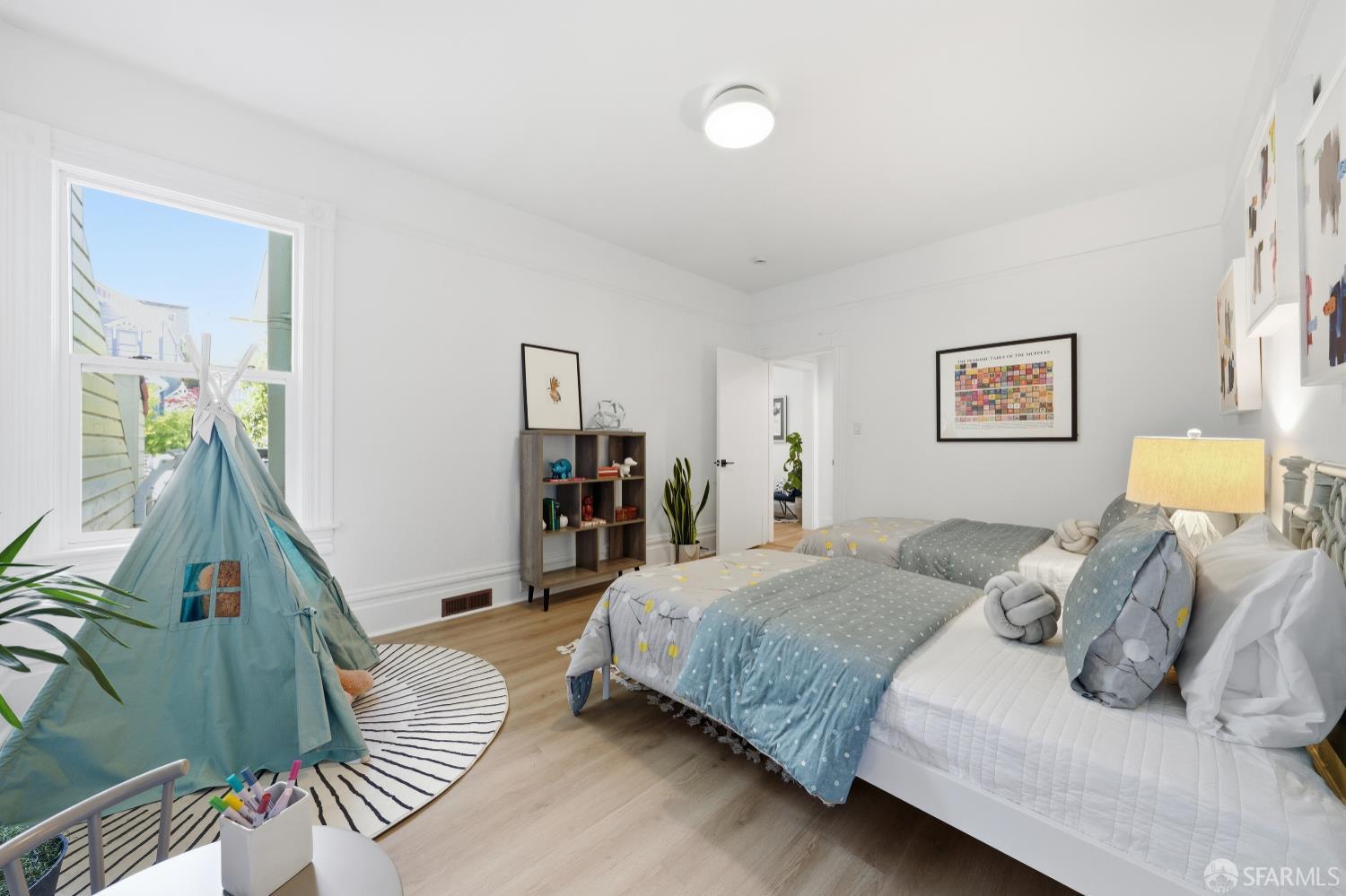 Detail Gallery Image 12 of 66 For 573 Connecticut St, San Francisco,  CA 94107 - – Beds | – Baths