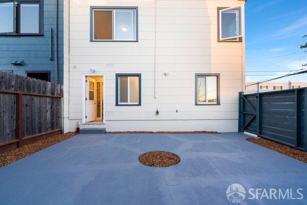 Detail Gallery Image 30 of 53 For 3400 Vicente St, San Francisco,  CA 94116 - 3 Beds | 2 Baths