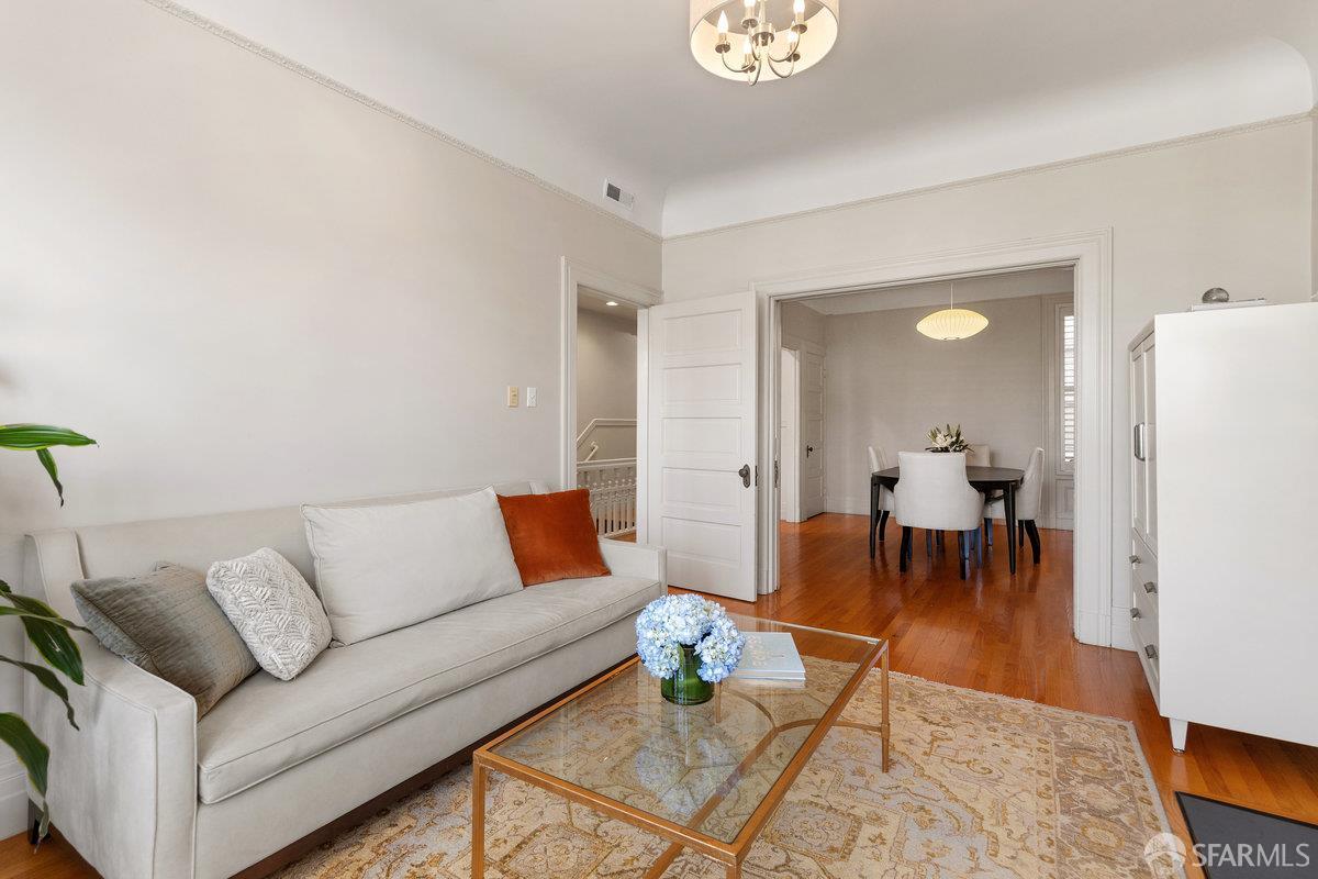 Photo #19: 425081590 Listing: Photo #19
