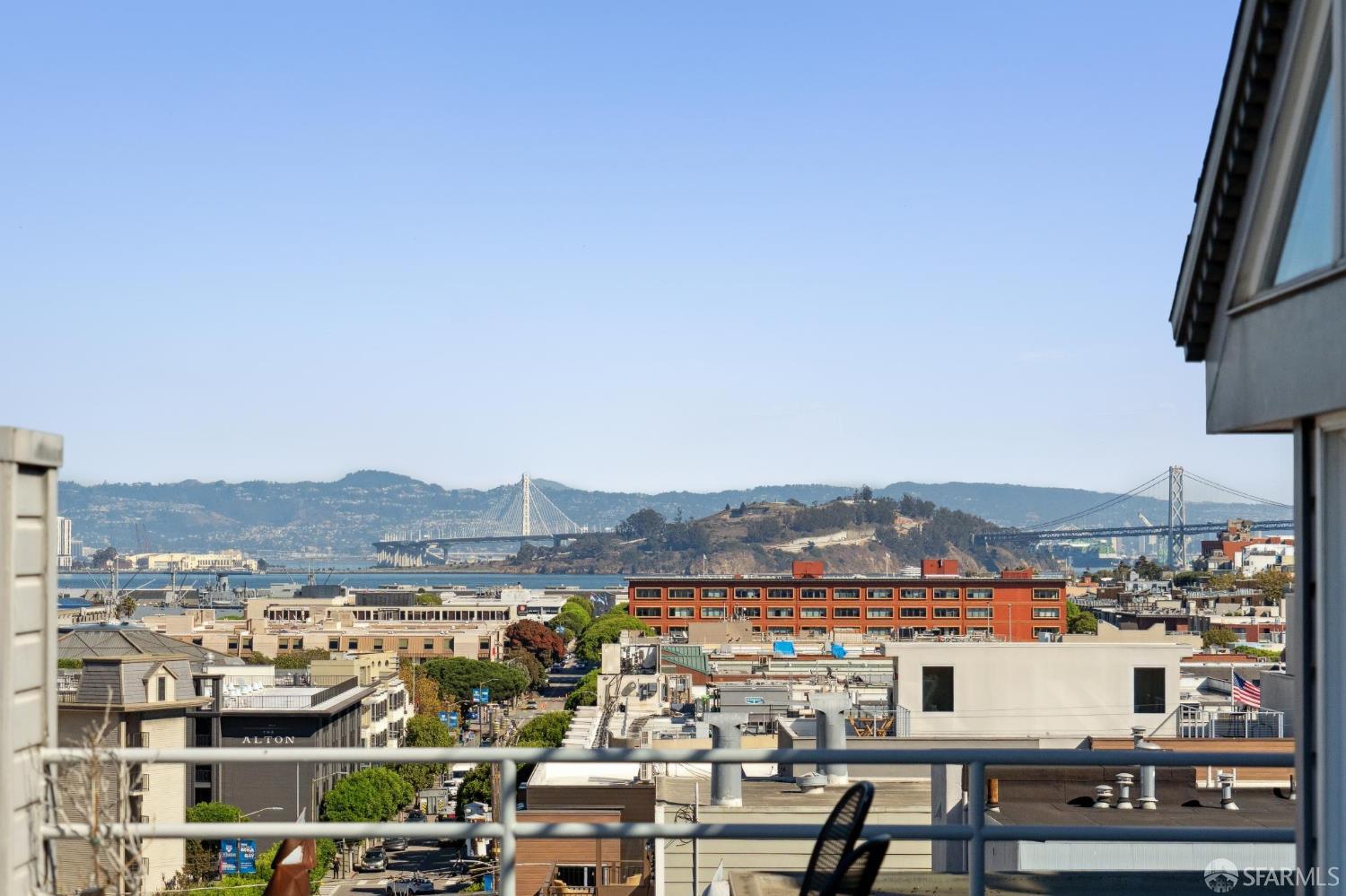Photo #2: 425082479 Listing 