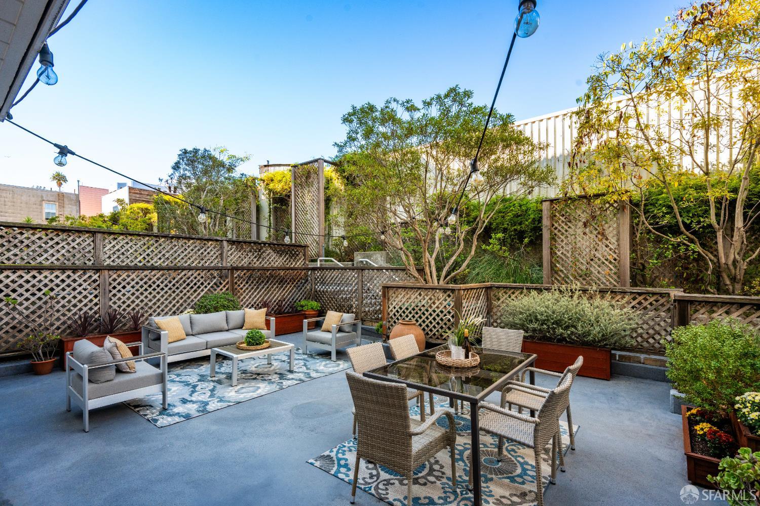 Photo #6: 425082220 Listing 