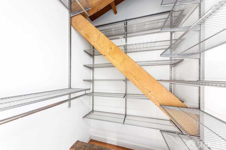 Detail Gallery Image 10 of 16 For 720 York St #209,  San Francisco,  CA 94110 - 1 Beds | 1 Baths