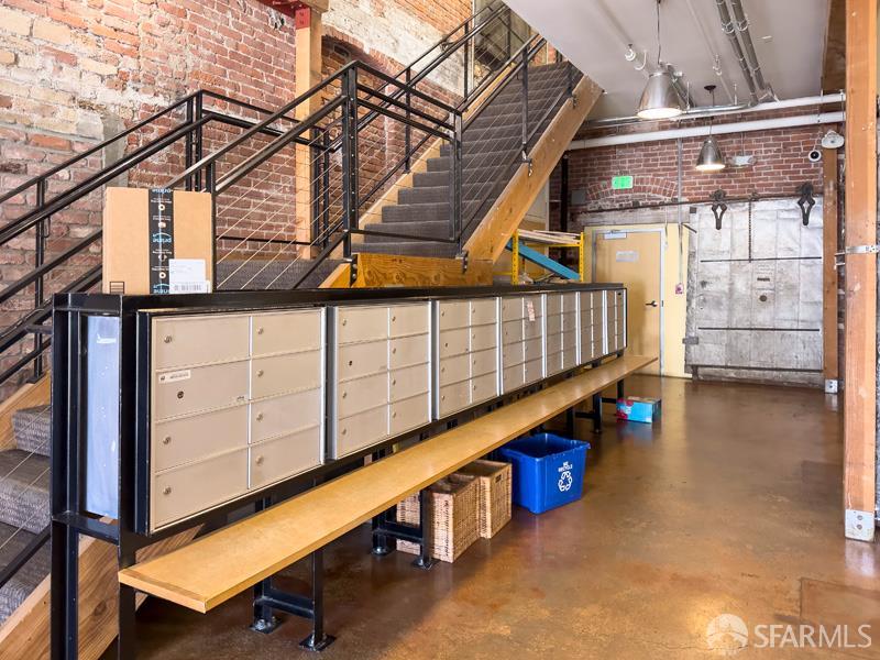 Detail Gallery Image 14 of 16 For 720 York St #209,  San Francisco,  CA 94110 - 1 Beds | 1 Baths