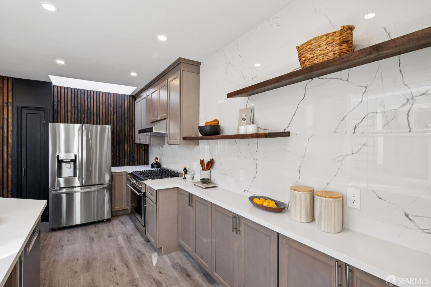 Detail Gallery Image 14 of 61 For 1675 29th Ave, San Francisco,  CA 94122 - 4 Beds | 3 Baths