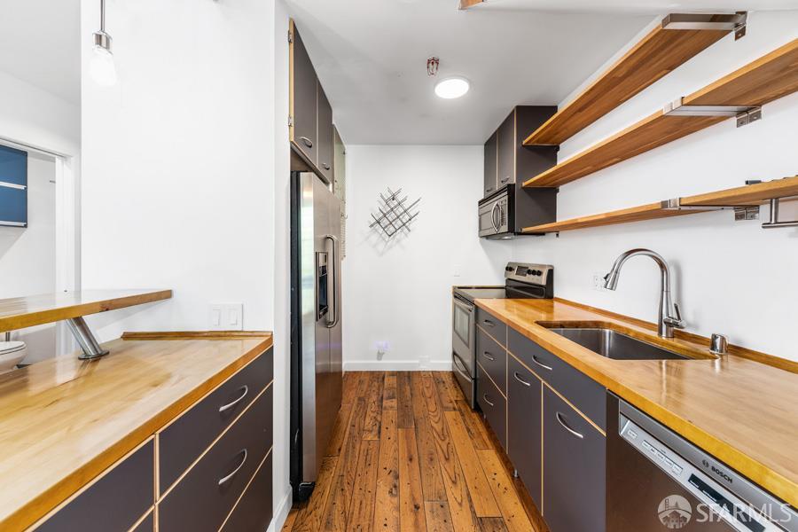 Detail Gallery Image 4 of 16 For 720 York St #209,  San Francisco,  CA 94110 - 1 Beds | 1 Baths