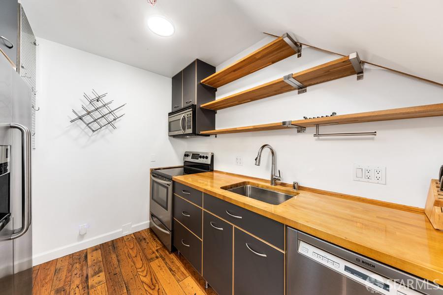 Detail Gallery Image 5 of 16 For 720 York St #209,  San Francisco,  CA 94110 - 1 Beds | 1 Baths