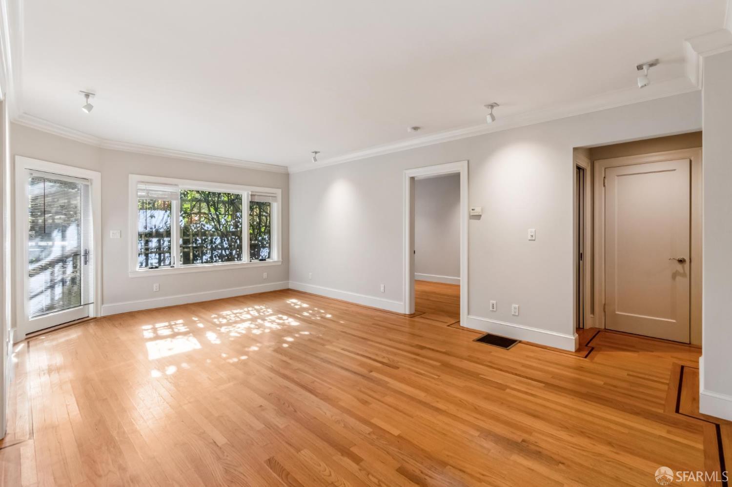 Detail Gallery Image 61 of 73 For 370 Upper Terrace #4,  San Francisco,  CA 94117 - 2 Beds | 1 Baths