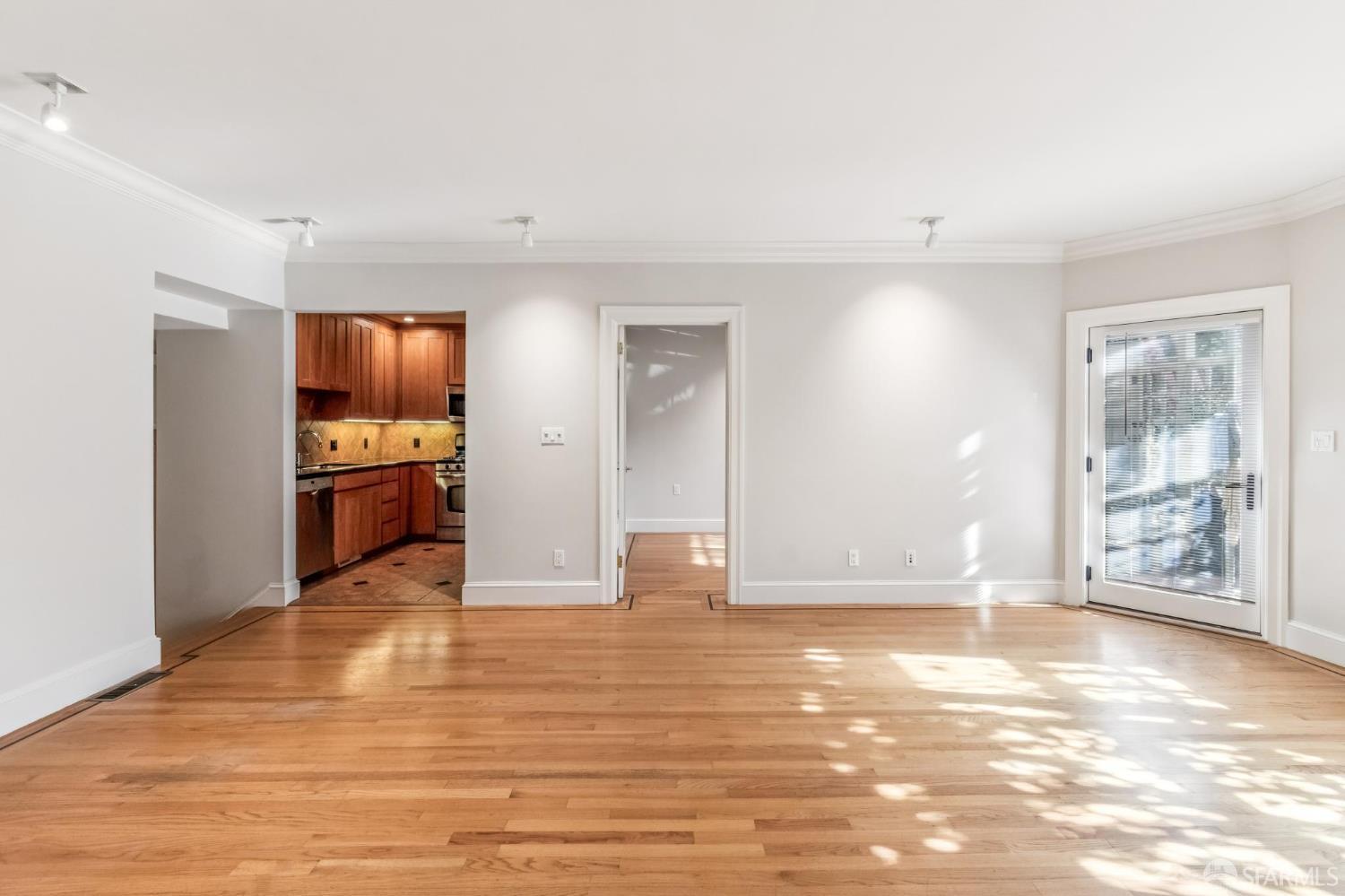 Detail Gallery Image 56 of 73 For 370 Upper Terrace #4,  San Francisco,  CA 94117 - 2 Beds | 1 Baths