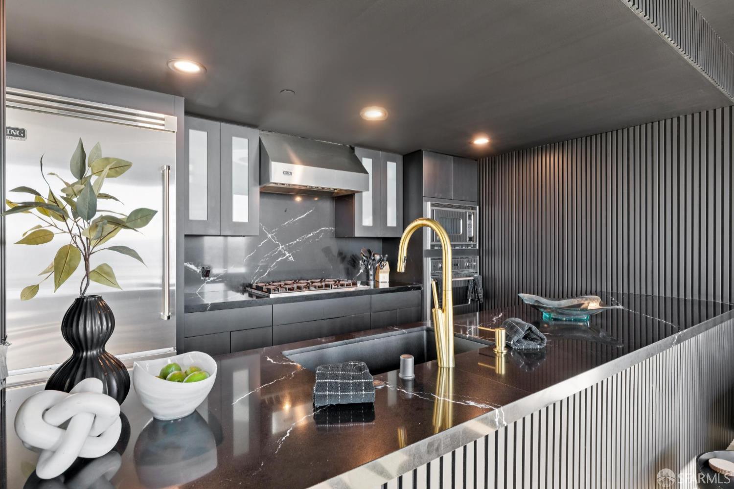 Photo #5: 425081319 Listing: Photo #5