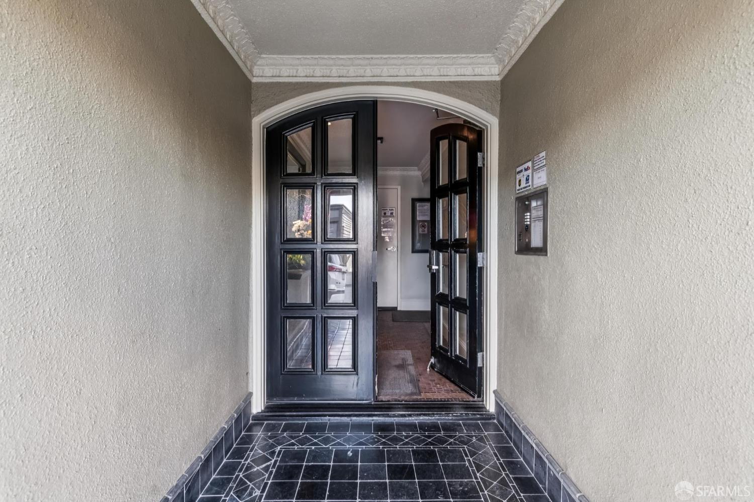 Detail Gallery Image 72 of 73 For 370 Upper Terrace #4,  San Francisco,  CA 94117 - 2 Beds | 1 Baths