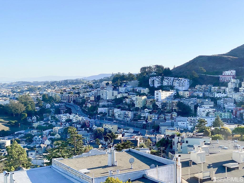 Detail Gallery Image 12 of 73 For 370 Upper Terrace #4,  San Francisco,  CA 94117 - 2 Beds | 1 Baths