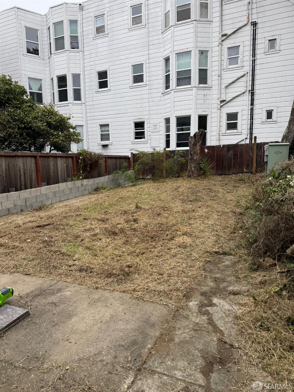 Detail Gallery Image 2 of 10 For 1264 3rd Ave, San Francisco,  CA 94122 - – Beds | – Baths