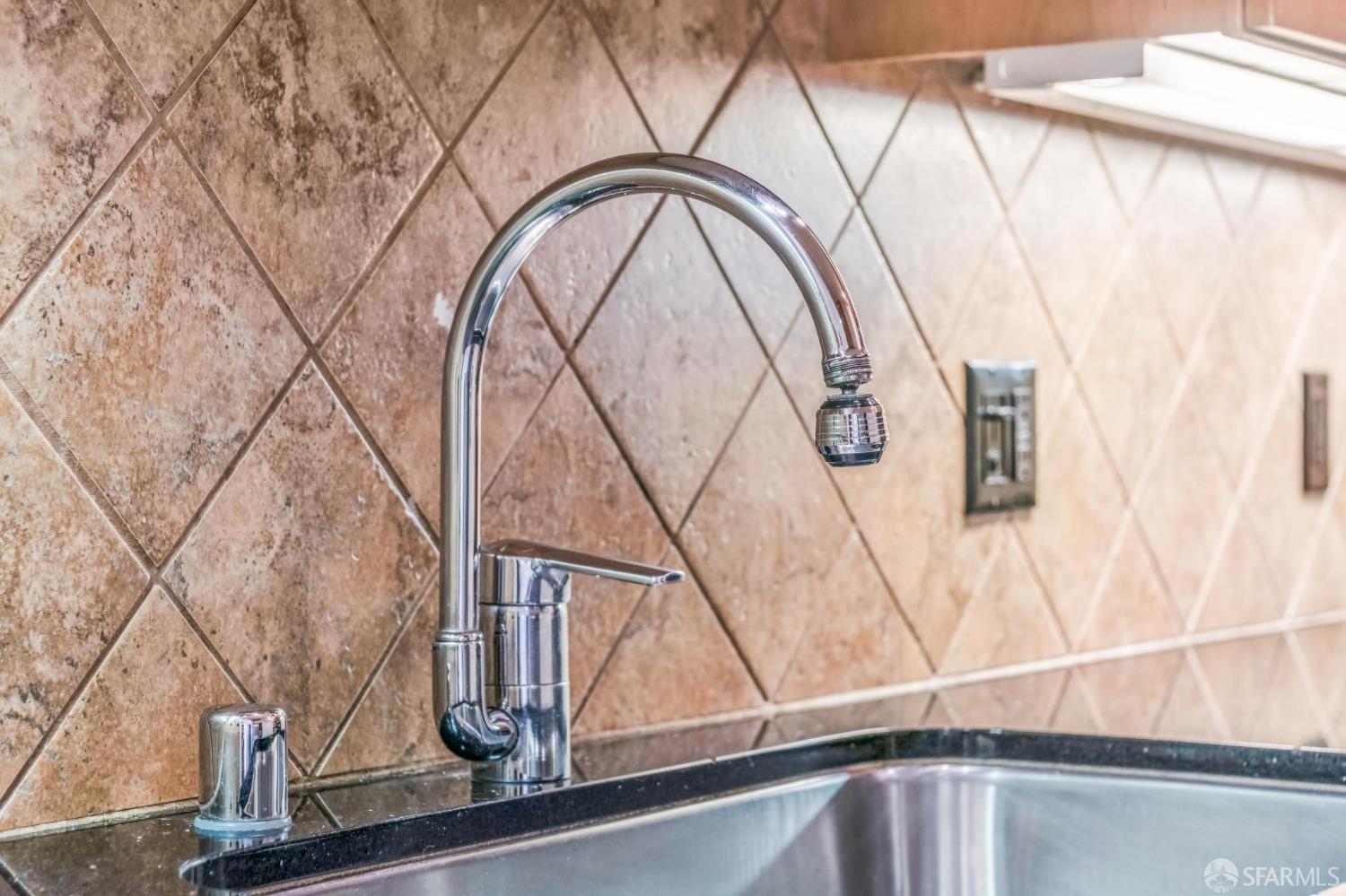 Detail Gallery Image 65 of 73 For 370 Upper Terrace #4,  San Francisco,  CA 94117 - 2 Beds | 1 Baths