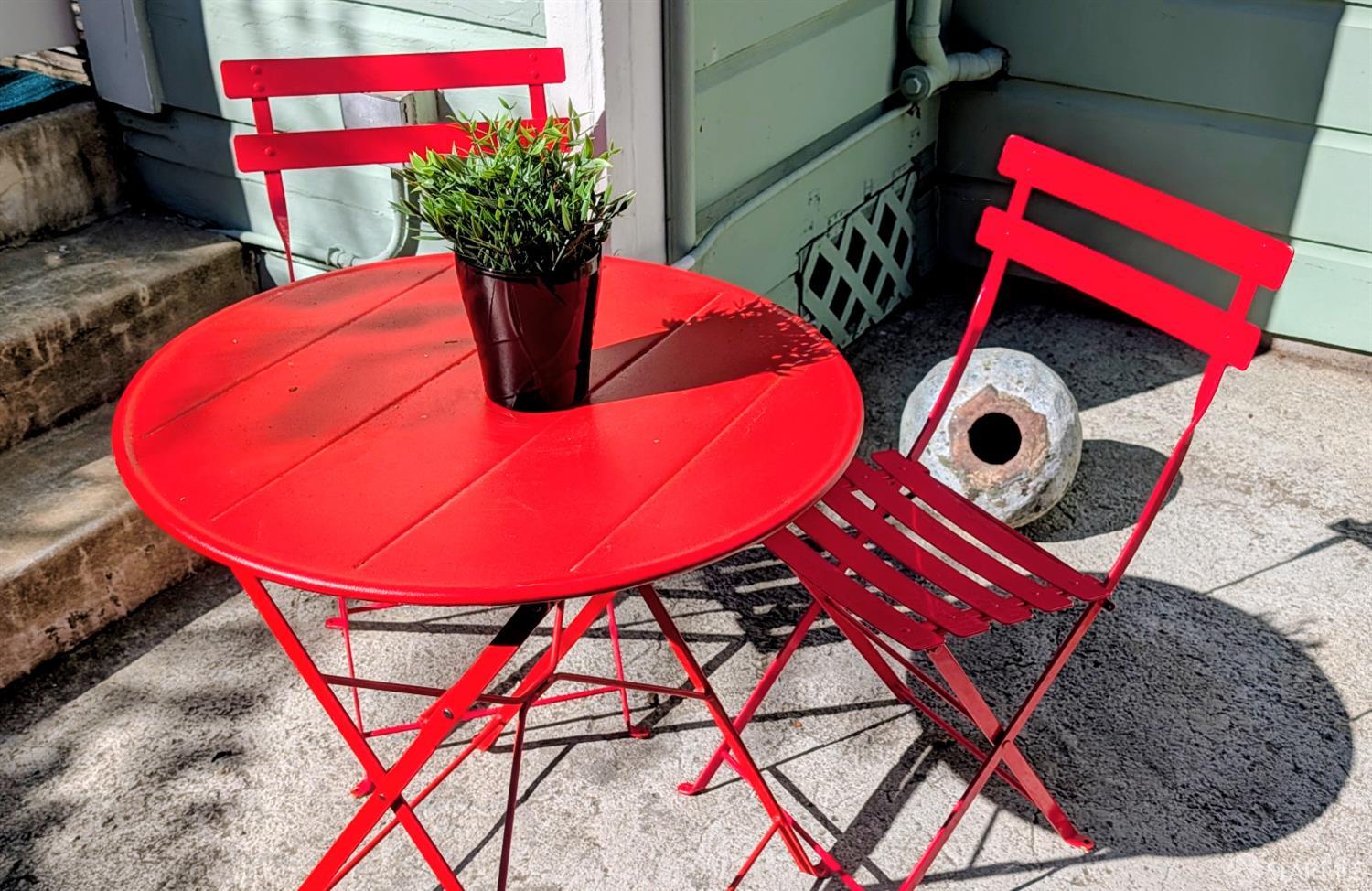 Detail Gallery Image 17 of 24 For 2579 Folsom St, San Francisco,  CA 94110 - 2 Beds | 1 Baths