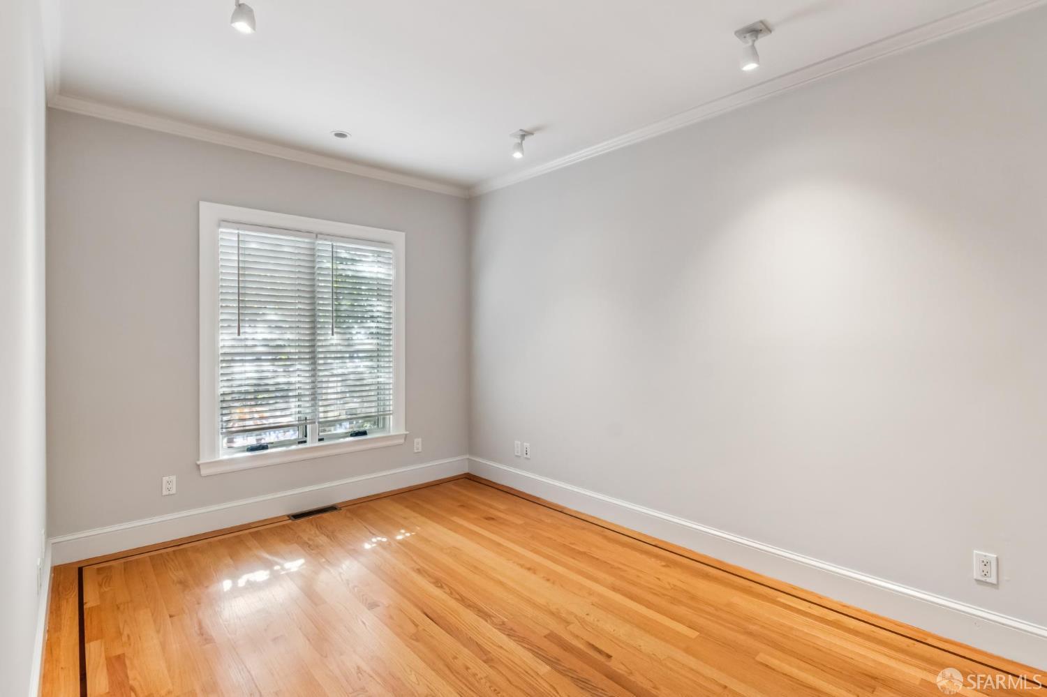 Detail Gallery Image 49 of 73 For 370 Upper Terrace #4,  San Francisco,  CA 94117 - 2 Beds | 1 Baths