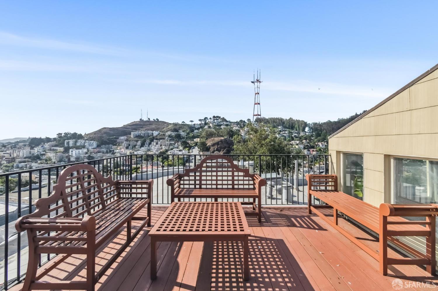 Detail Gallery Image 35 of 73 For 370 Upper Terrace #4,  San Francisco,  CA 94117 - 2 Beds | 1 Baths