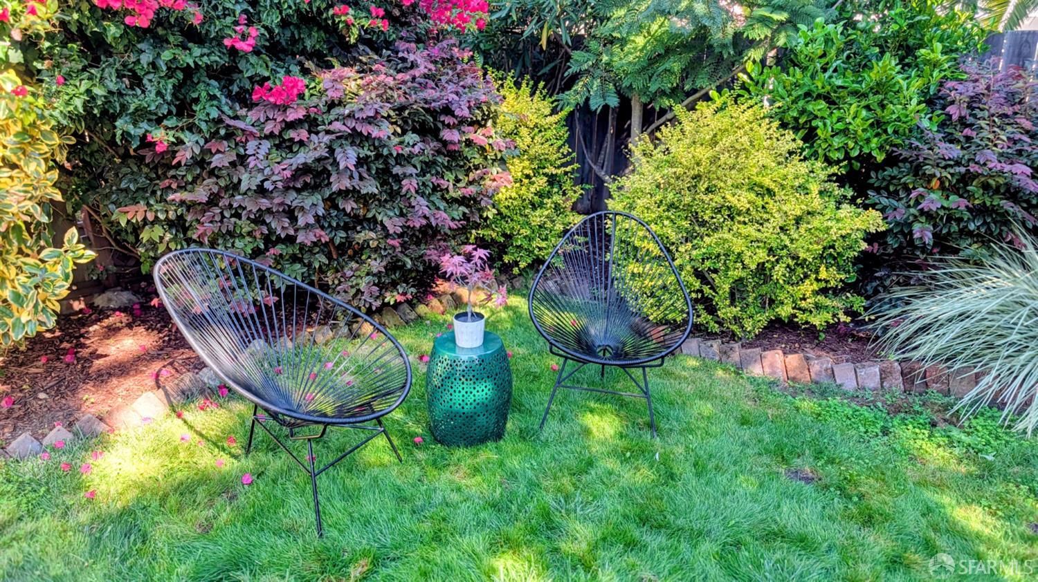 Detail Gallery Image 21 of 24 For 2579 Folsom St, San Francisco,  CA 94110 - 2 Beds | 1 Baths