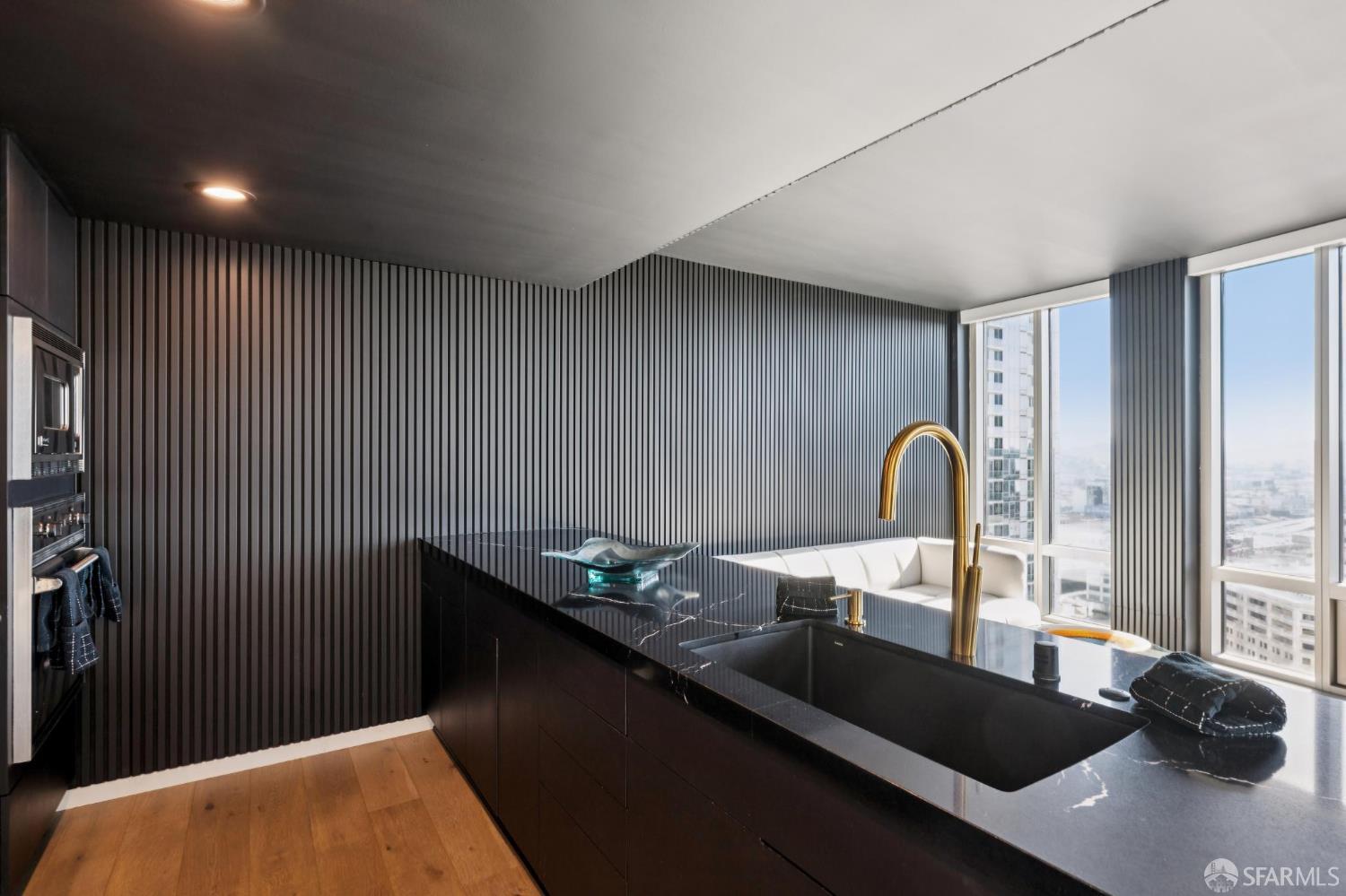 Photo #7: 425081319 Listing: Photo #7