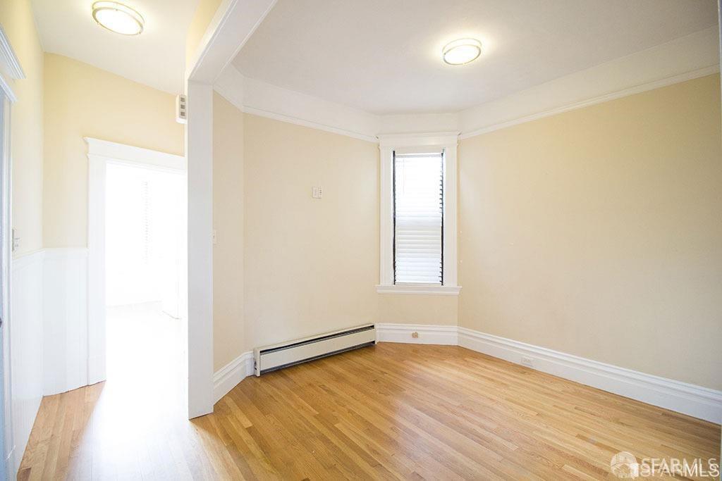 Detail Gallery Image 4 of 12 For 527 Union St a,  San Francisco,  CA 94133 - 2 Beds | 1 Baths