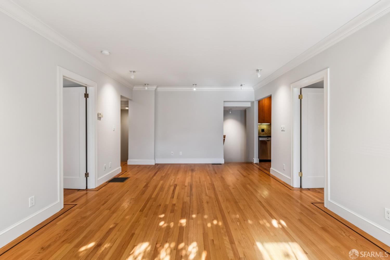 Detail Gallery Image 58 of 73 For 370 Upper Terrace #4,  San Francisco,  CA 94117 - 2 Beds | 1 Baths