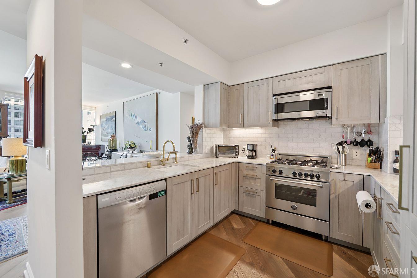 Detail Gallery Image 14 of 51 For 401 Harrison St 6c,  San Francisco,  CA 94105 - 2 Beds | 2 Baths