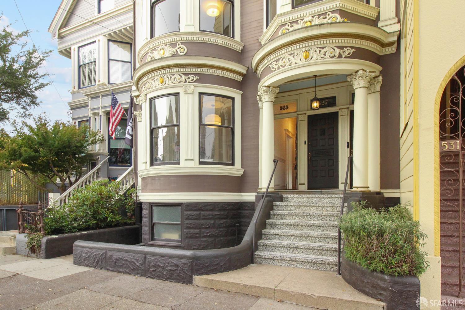Photo #3: 425082600 Listing: Photo #3
