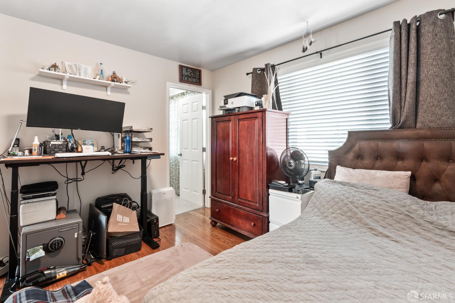 Detail Gallery Image 20 of 88 For 656 Forest Lake Dr, Pacifica,  CA 94044 - 3 Beds | 2/1 Baths