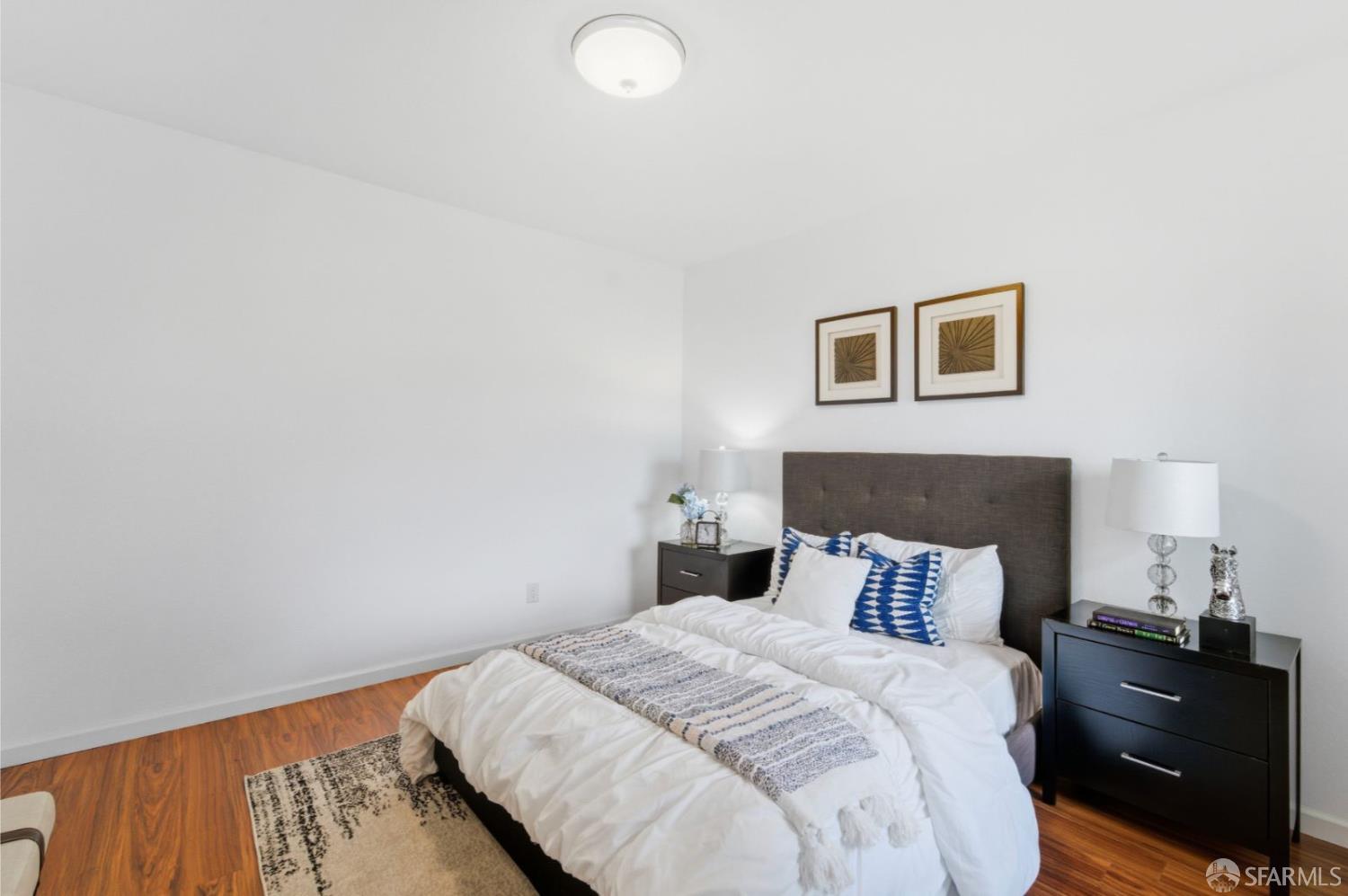 Detail Gallery Image 4 of 34 For 34 Brighton Ave, San Francisco,  CA 94112 - 3 Beds | 2 Baths