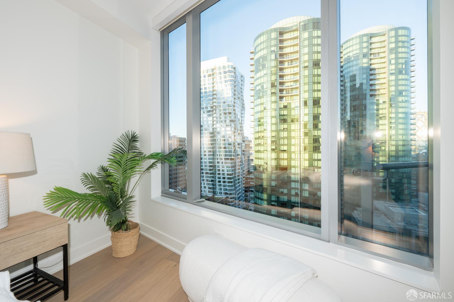 Detail Gallery Image 13 of 52 For 201 Folsom St 20e,  San Francisco,  CA 94105 - 2 Beds | 2 Baths