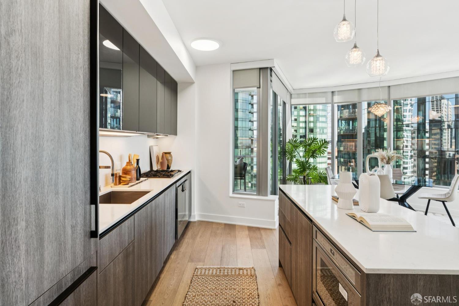 Detail Gallery Image 5 of 52 For 201 Folsom St 20e,  San Francisco,  CA 94105 - 2 Beds | 2 Baths