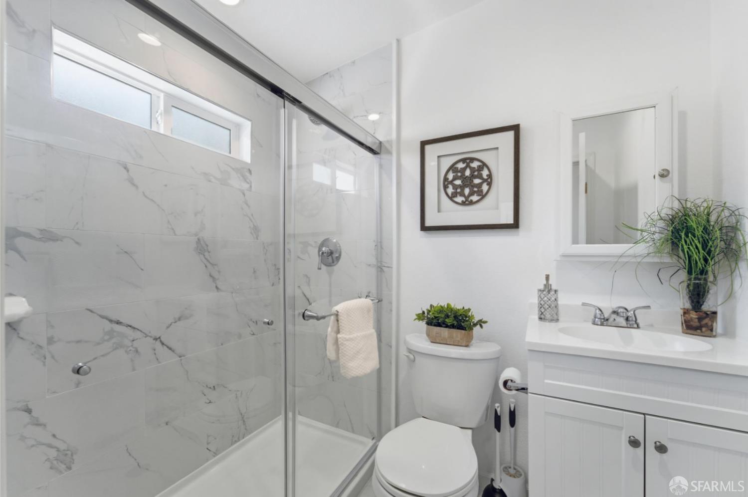 Detail Gallery Image 15 of 34 For 34 Brighton Ave, San Francisco,  CA 94112 - 3 Beds | 2 Baths