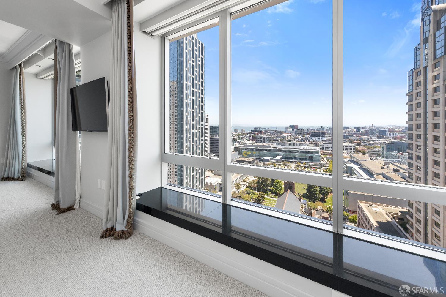 Photo #22: 424042863 Listing: Photo #22