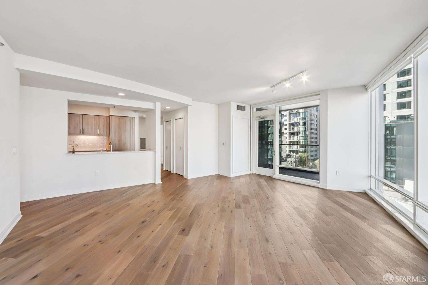 Detail Gallery Image 10 of 51 For 401 Harrison St 6c,  San Francisco,  CA 94105 - 2 Beds | 2 Baths