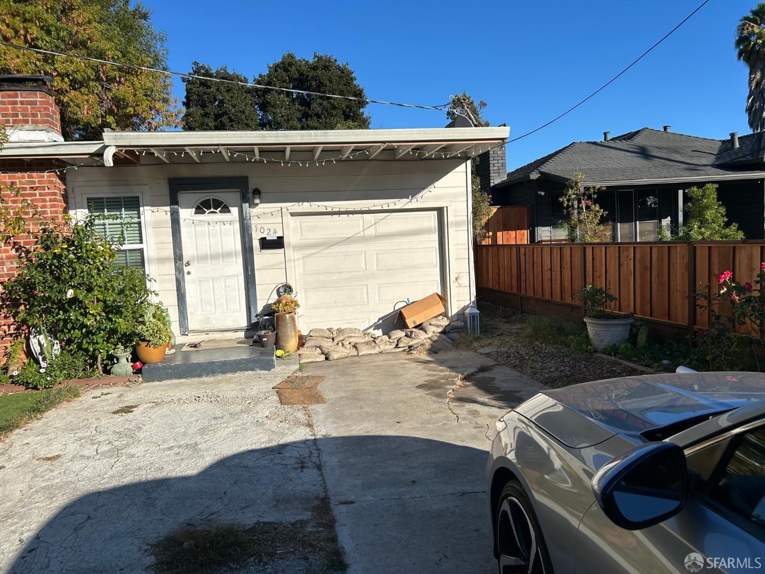 Detail Gallery Image 25 of 25 For 1024 Laurel Ave, East Palo Alto,  CA 94303 - 2 Beds | 1 Baths