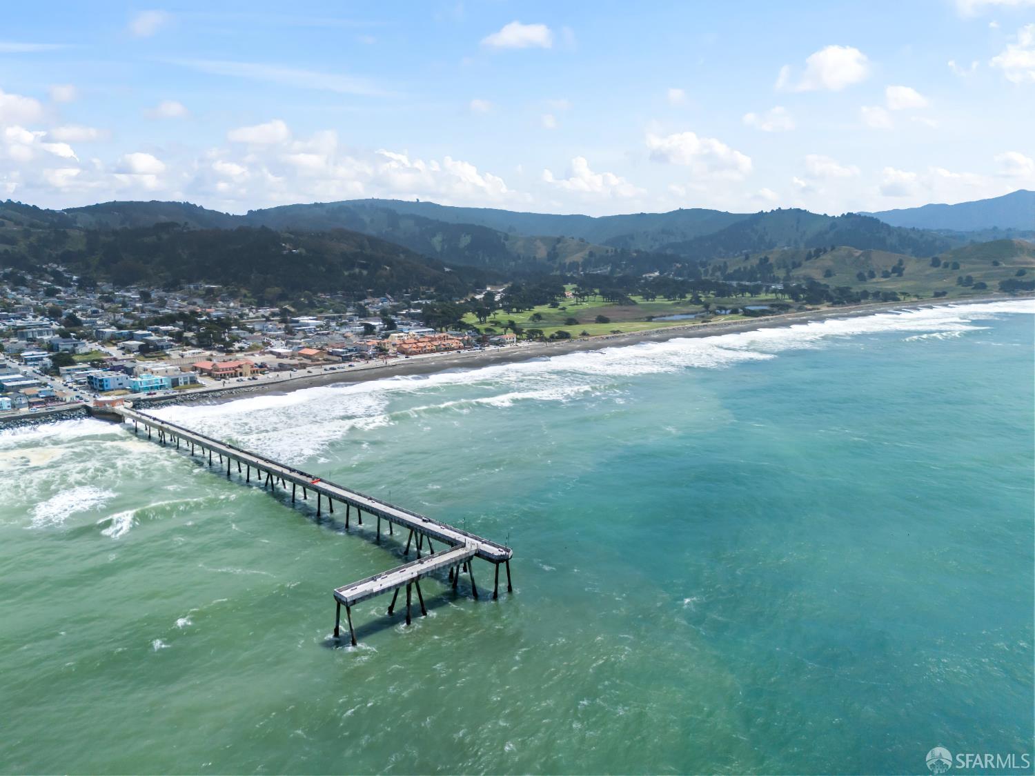 Detail Gallery Image 78 of 88 For 656 Forest Lake Dr, Pacifica,  CA 94044 - 3 Beds | 2/1 Baths