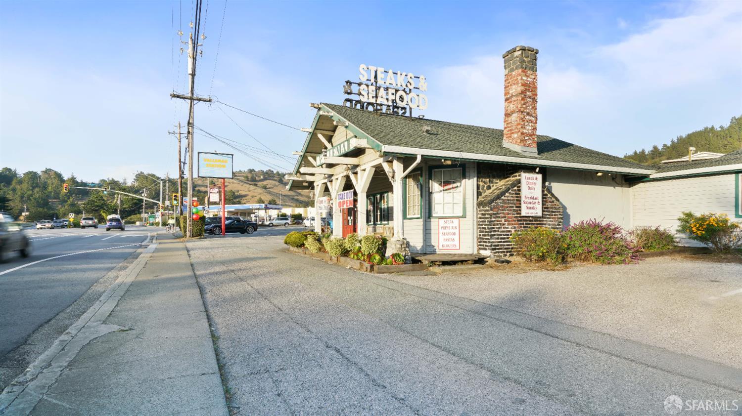 Detail Gallery Image 45 of 88 For 656 Forest Lake Dr, Pacifica,  CA 94044 - 3 Beds | 2/1 Baths