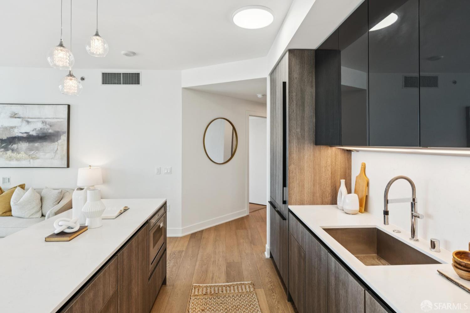 Detail Gallery Image 6 of 52 For 201 Folsom St 20e,  San Francisco,  CA 94105 - 2 Beds | 2 Baths