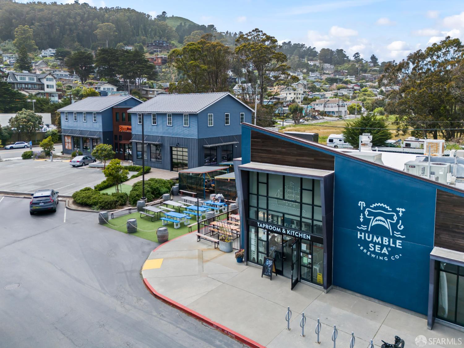 Detail Gallery Image 59 of 88 For 656 Forest Lake Dr, Pacifica,  CA 94044 - 3 Beds | 2/1 Baths