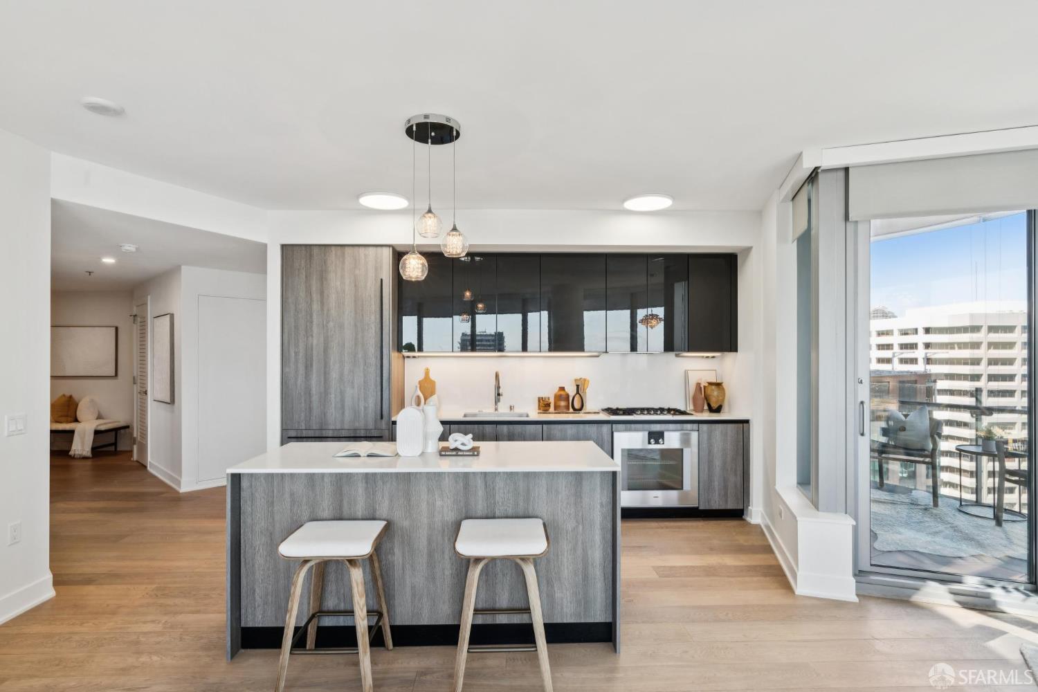 Detail Gallery Image 7 of 52 For 201 Folsom St 20e,  San Francisco,  CA 94105 - 2 Beds | 2 Baths