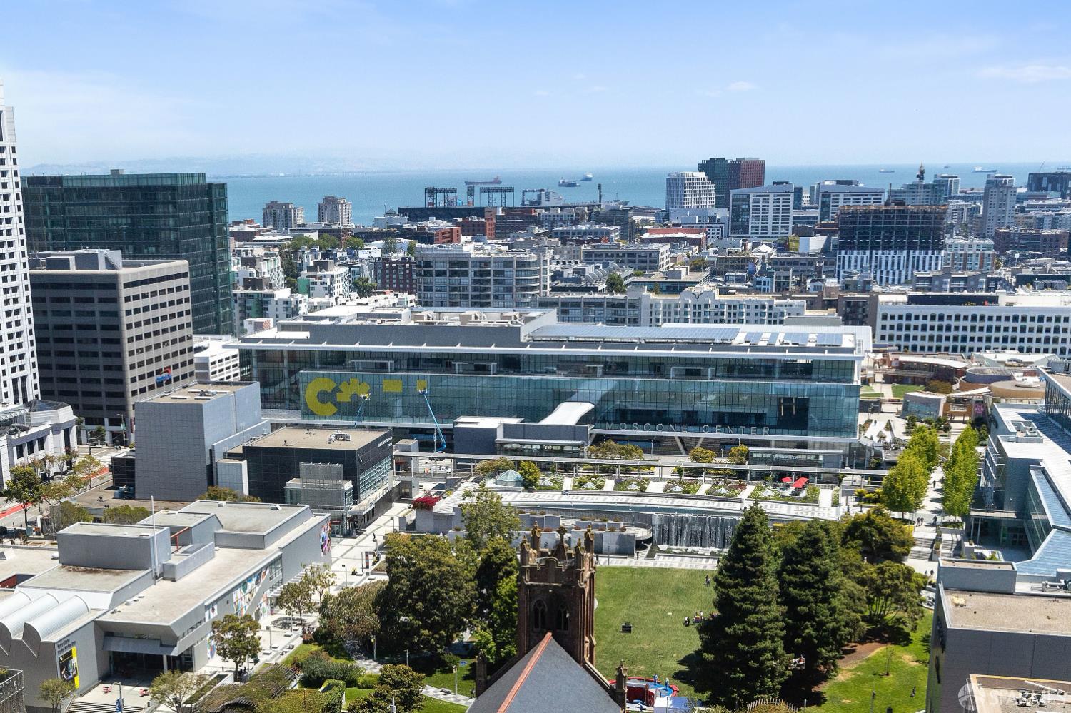 Photo #18: 424042863 Listing: Photo #18