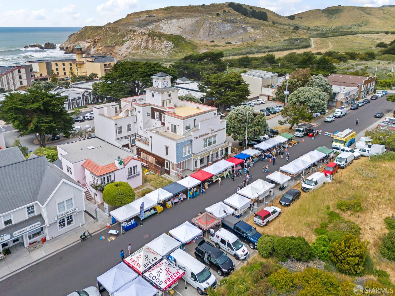 Detail Gallery Image 52 of 88 For 656 Forest Lake Dr, Pacifica,  CA 94044 - 3 Beds | 2/1 Baths