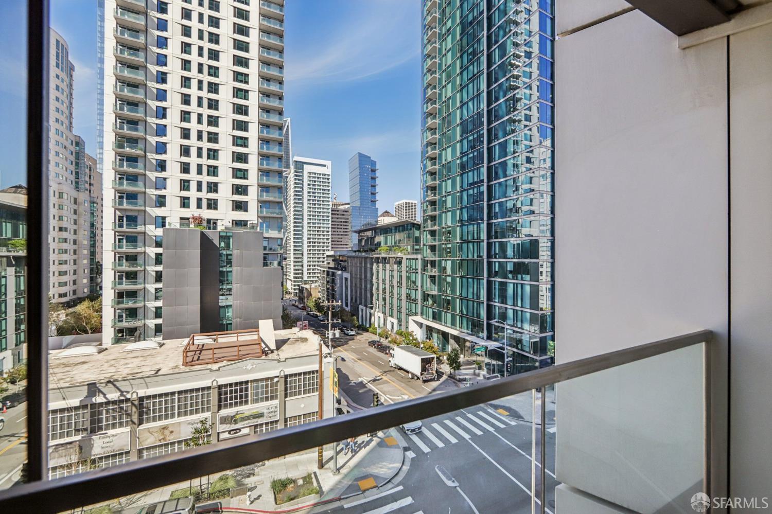 Detail Gallery Image 20 of 51 For 401 Harrison St 6c,  San Francisco,  CA 94105 - 2 Beds | 2 Baths
