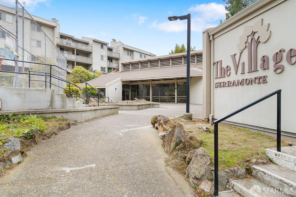 Detail Gallery Image 31 of 37 For 332 Philip Dr #103,  Daly City,  CA 94015 - 2 Beds | 2 Baths