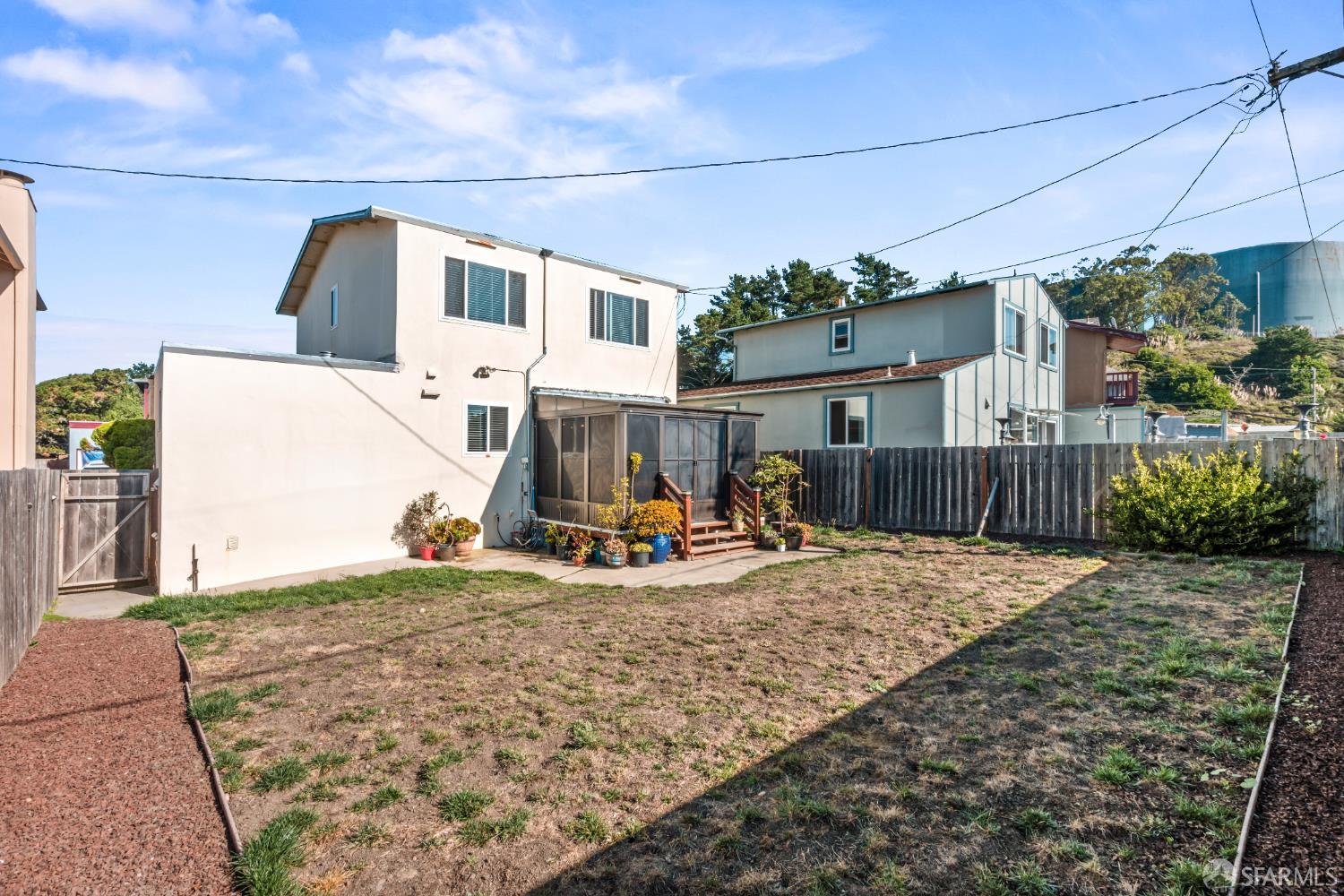 Detail Gallery Image 28 of 88 For 656 Forest Lake Dr, Pacifica,  CA 94044 - 3 Beds | 2/1 Baths