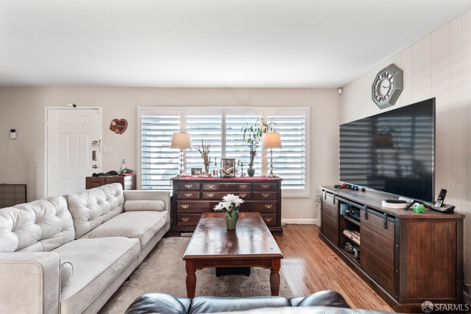 Detail Gallery Image 2 of 88 For 656 Forest Lake Dr, Pacifica,  CA 94044 - 3 Beds | 2/1 Baths