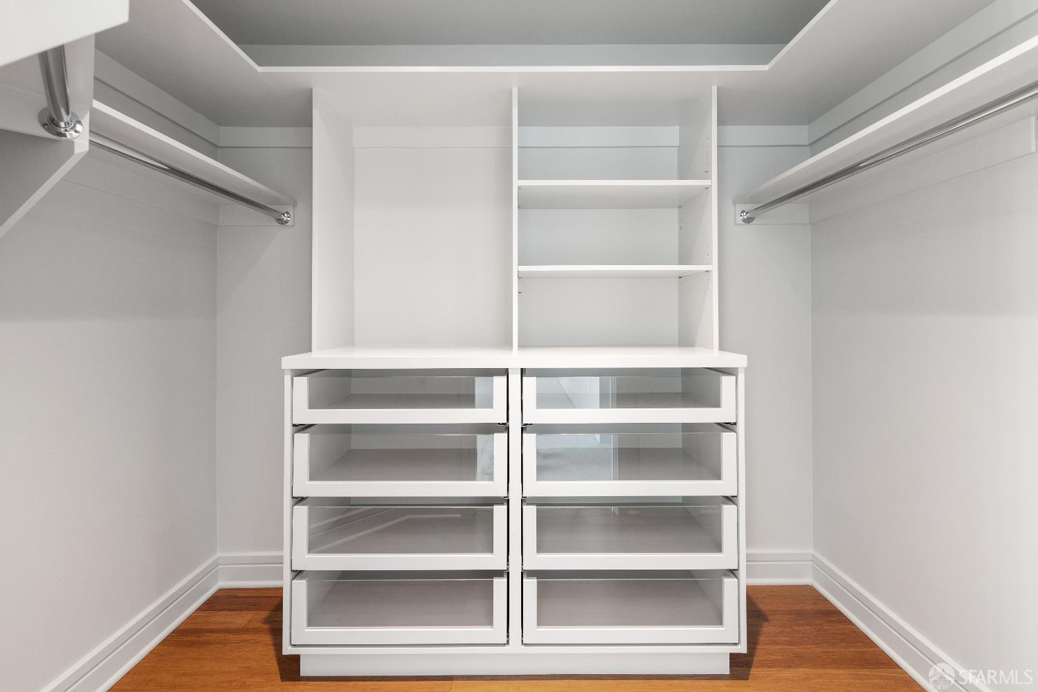 Photo #25: 424042863 Listing: Photo #25