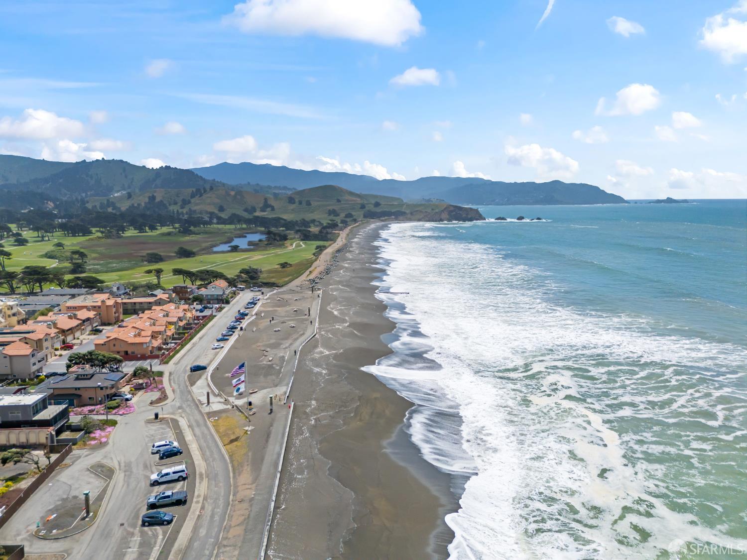 Detail Gallery Image 47 of 88 For 656 Forest Lake Dr, Pacifica,  CA 94044 - 3 Beds | 2/1 Baths