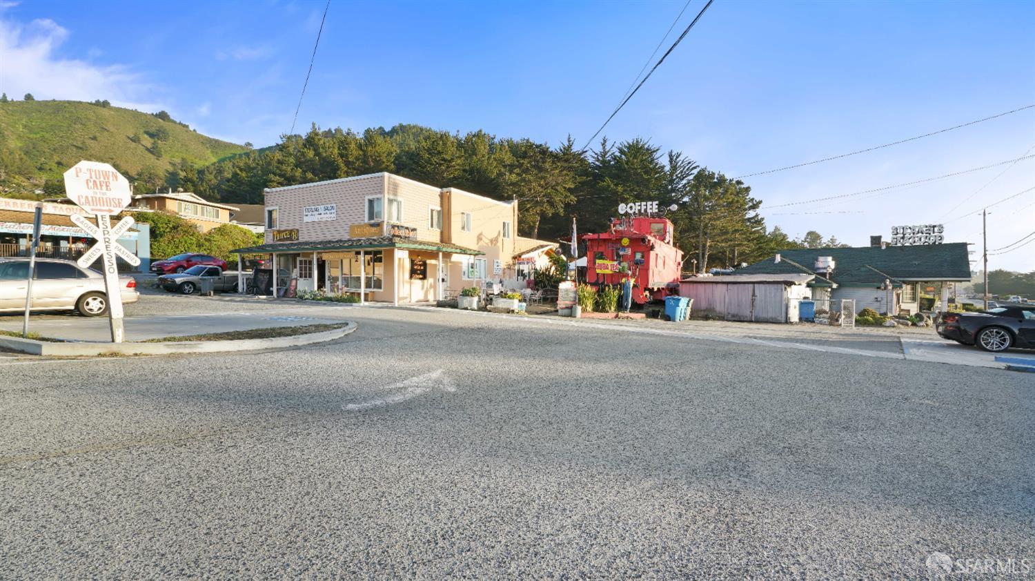 Detail Gallery Image 41 of 88 For 656 Forest Lake Dr, Pacifica,  CA 94044 - 3 Beds | 2/1 Baths