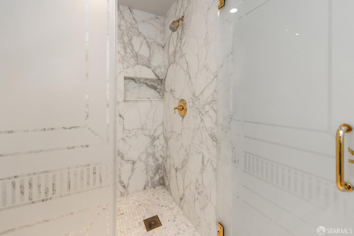 Photo #27: 424042863 Listing: Photo #27